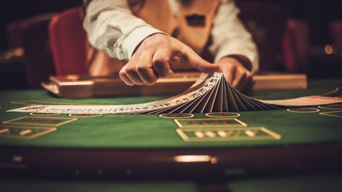 Stakelogic ventures into live casino space