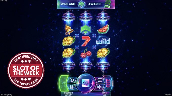 SlotBeats has awarded its final Slot of the Week of 2021 to Tom Horn Gaming for its intergalactic fruit-themed slot Frutopia. 