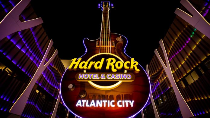 Hard Rock International agreed on a deal with Local 54 Unite Here to avoid a worker strike across its 1500 members of staff on the weekend before Independence Day