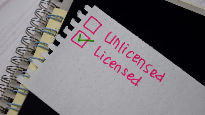 Unlicensed/licensed